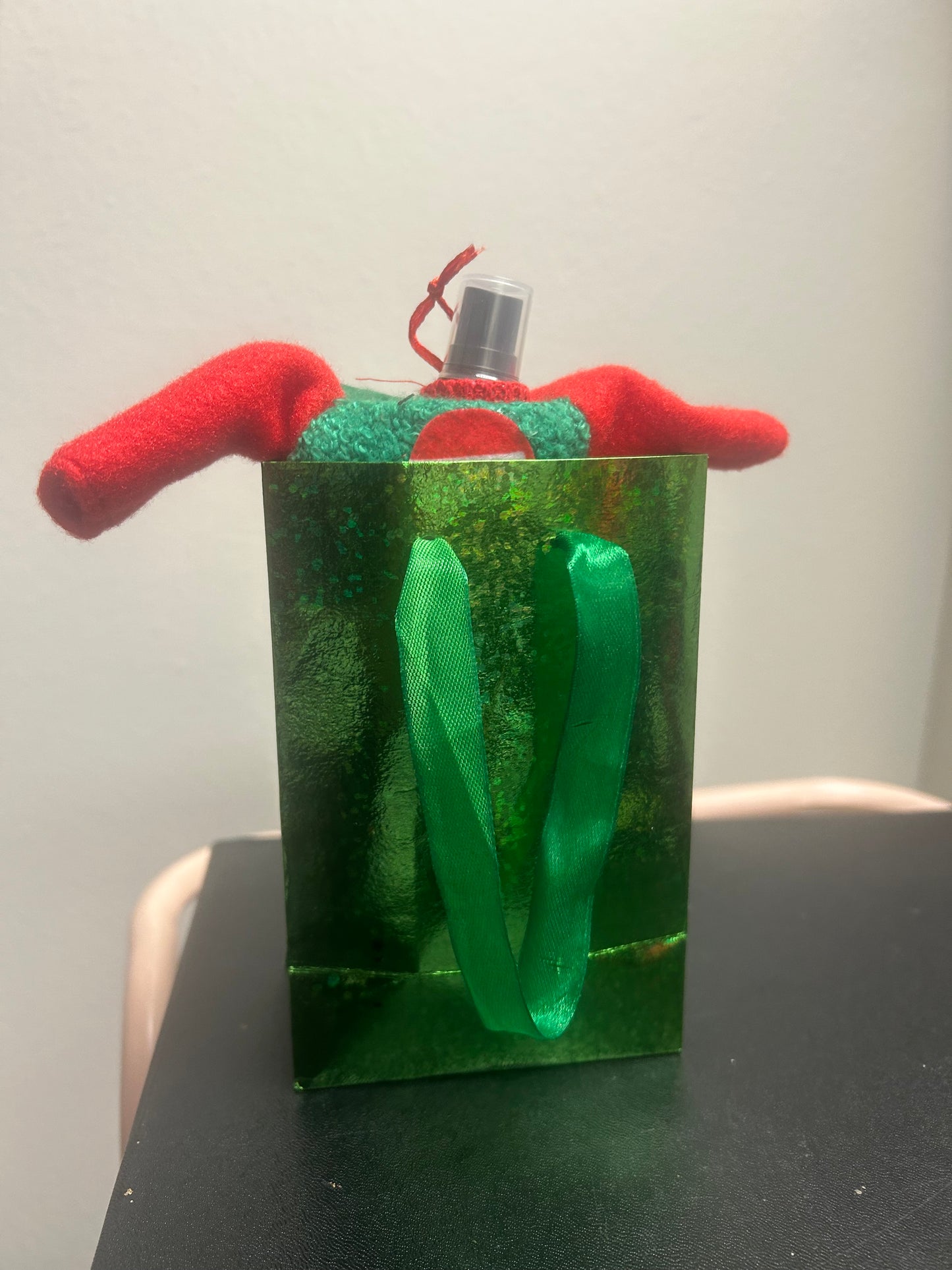 2 oz Air Fresherner Spray: many scents avail with gift bag